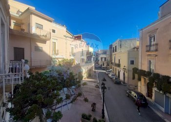 Edificio all\'aperto - Casa indipendente Piazza XX Settembre
 
21, Grumo Appula - foto 3