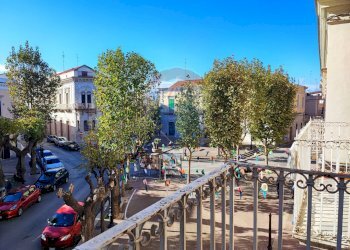 Balcone - Casa indipendente Piazza XX Settembre
 
21, Grumo Appula - foto 23