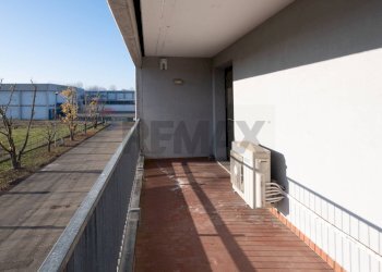 Balcone - Capannone Strada Pedemontana
 
21/L, Traversetolo - foto 8