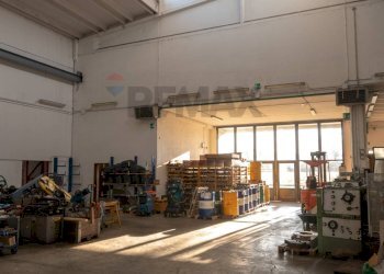 Parcheggio - Capannone Strada Pedemontana
 
21/L, Traversetolo - foto 14