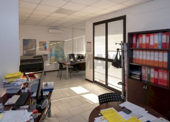 Ufficio - Capannone strada Pedemontana
 
21/L, Traversetolo - foto 11