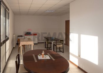 Sala da pranzo - Capannone strada Pedemontana
 
21/L, Traversetolo - foto 14