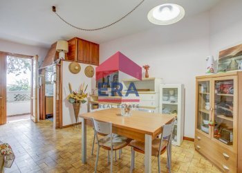 SOGGIORNO - Trilocale Via Massimo D'Azeglio
 
35, Anzio - foto 2