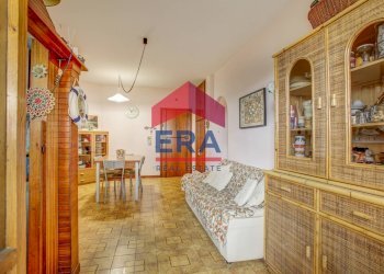 SOGGIORNO - Trilocale Via Massimo D'Azeglio
 
35, Anzio - foto 4