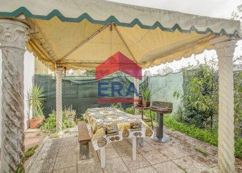 GAZEBO GIARDINO - Trilocale Via Massimo D'Azeglio
 
35, Anzio - foto 16