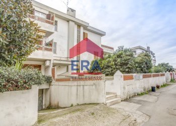 INGRESSO ESTERNO - Trilocale Via Massimo D'Azeglio
 
35, Anzio - foto 19