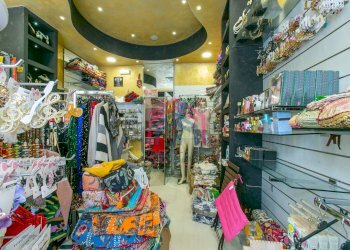 Foto 4 - Negozio Via Roma
 
188, Pomezia - foto 4