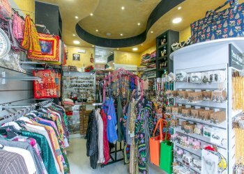 Foto 6 - Negozio Via Roma
 
188, Pomezia - foto 6