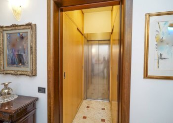 Foto 46 - Villa Via Valle
 
1, Bergamo - foto 46