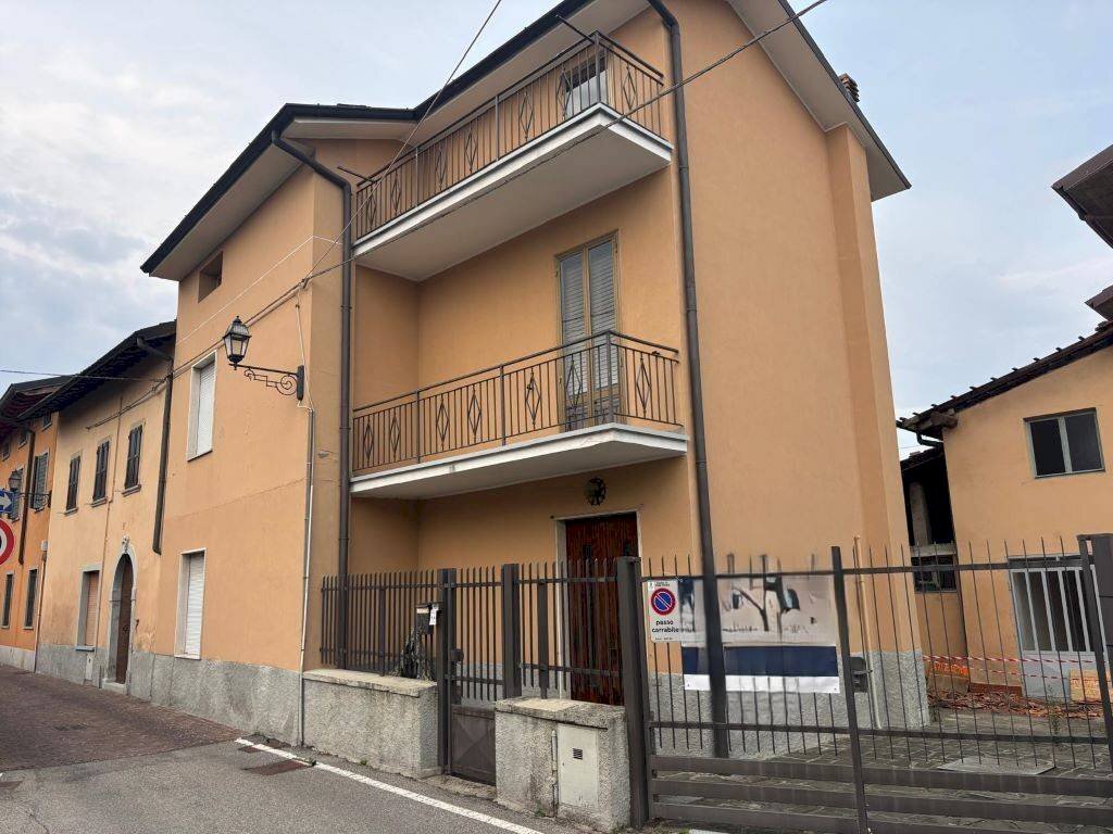 Foto 1 - Casa indipendente via Carvisi, Terno d'Isola - foto 1