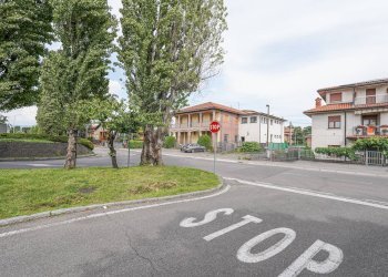 Foto 23 - Stable - Palace Via vittorio Veneto
 
1, Bonate Sotto - photo 21