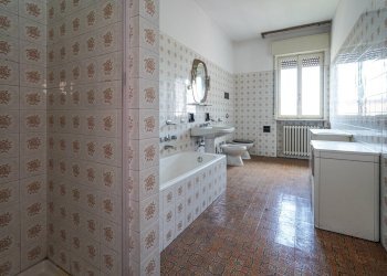 Foto 35 - Stable - Palace Via vittorio Veneto
 
1, Bonate Sotto - photo 33