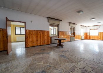 Foto 46 - Stable - Palace Via vittorio Veneto
 
1, Bonate Sotto - photo 44