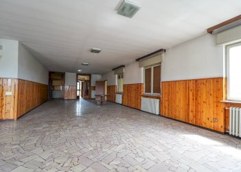 Foto 47 - Stable - Palace Via vittorio Veneto
 
1, Bonate Sotto - photo 45