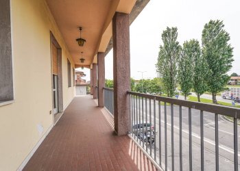 Foto 54 - Stable - Palace Via vittorio Veneto
 
1, Bonate Sotto - photo 52