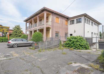 Foto 9 - Locale Commerciale Via Vittorio Veneto
 
1, Bonate Sotto - foto 9