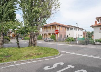 Foto 15 - Locale Commerciale Via Vittorio Veneto
 
1, Bonate Sotto - foto 15