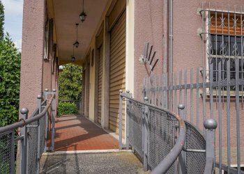 Foto 19 - Locale Commerciale Via Vittorio Veneto
 
1, Bonate Sotto - foto 19