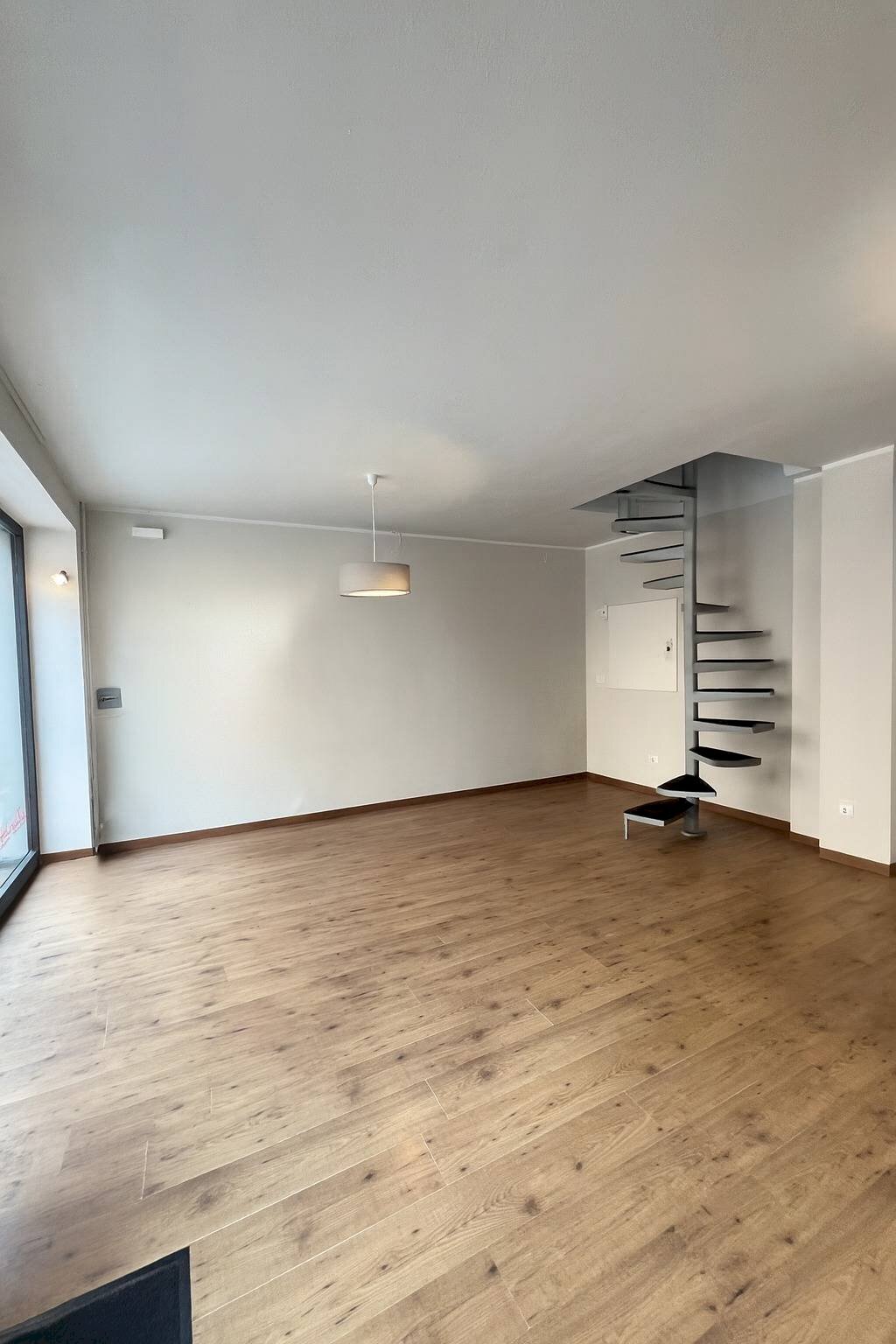 Foto 3 - Shop PIAZZA CASTELLO
14, Castel Rozzone - photo 3