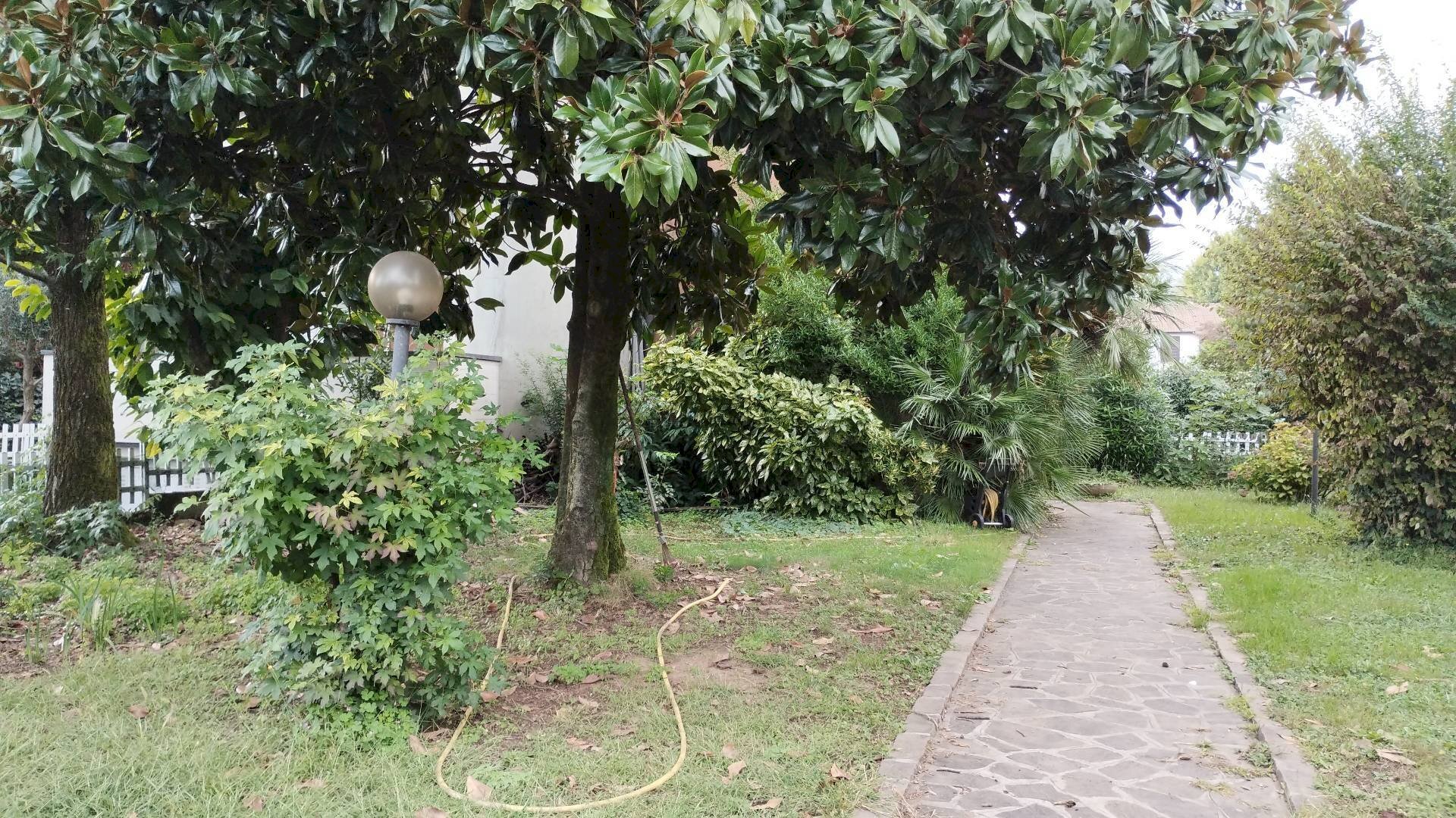 Foto 3 - Villa VIA VERDELLINO
 
40, Osio Sotto - foto 3