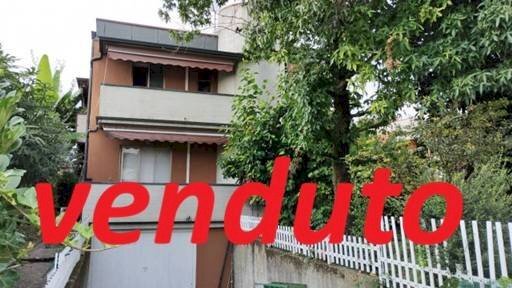 Foto 1 - Villa VIA VERDELLINO
 
40, Osio Sotto - foto 1