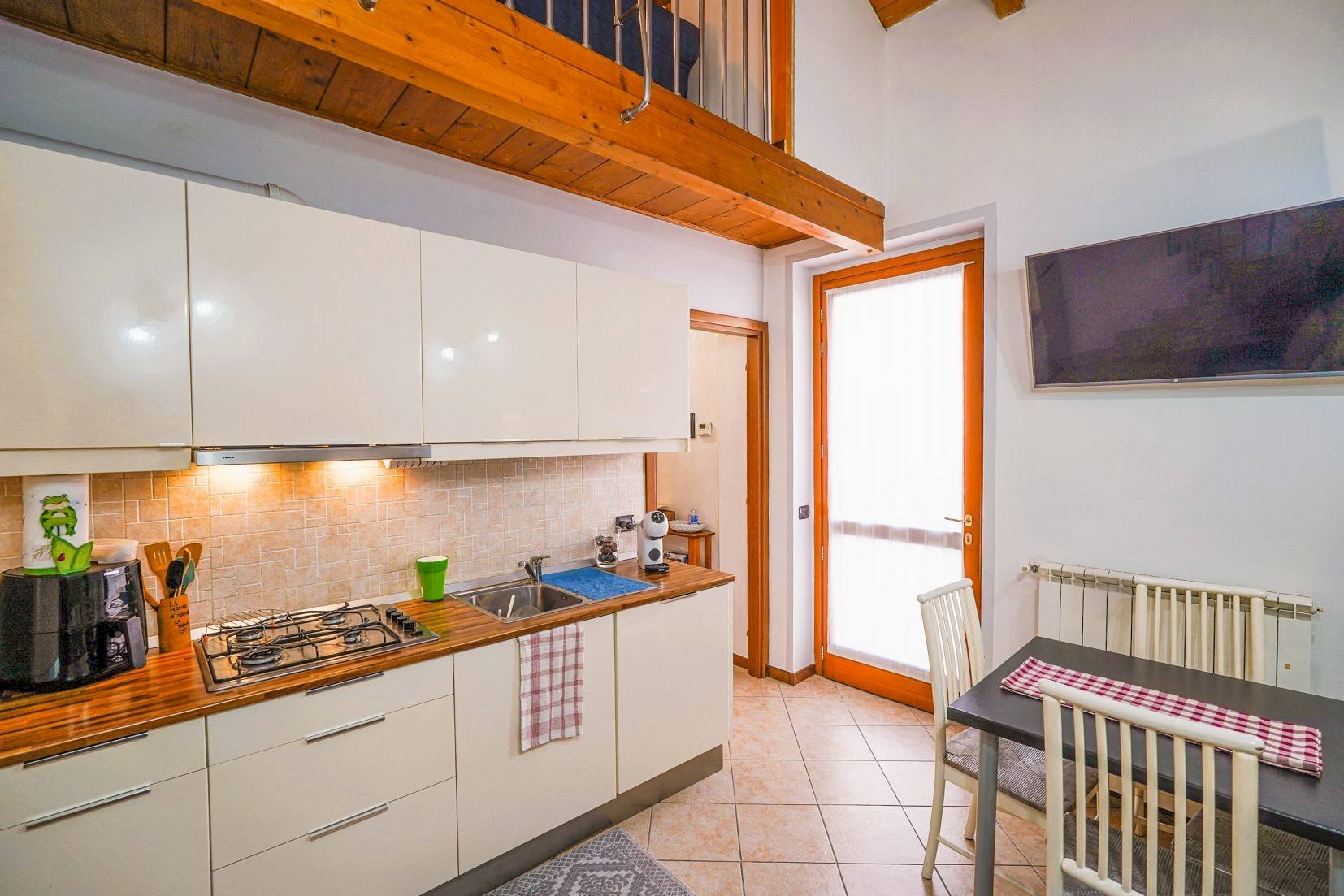 Foto 2 - Bilocale PIAZZA TRENTO
 
16, Brembate - foto 2