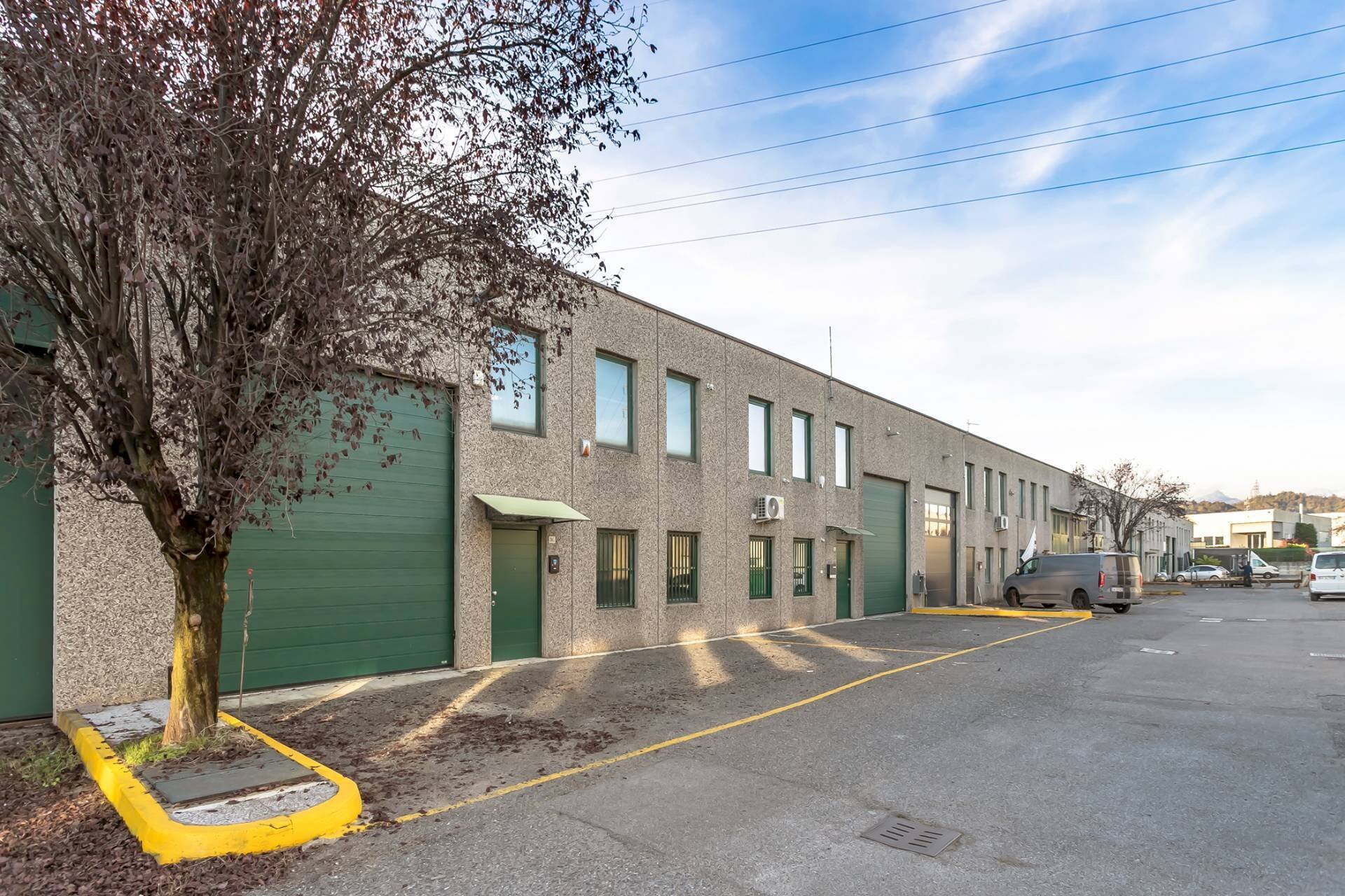 Foto 1 - Capannone Via Quinto Alpini
 
5, Bagnatica - foto 1