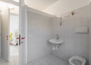 Foto 17 - Capannone Via Quinto Alpini
 
5, Bagnatica - foto 17