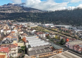 Foto 1 - Capannone Ferrari
75, Vertova - foto 1