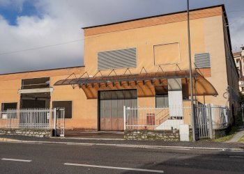 Foto 4 - Capannone Ferrari
75, Vertova - foto 4