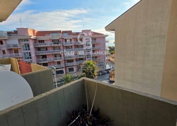 Foto 14 - Trilocale via cervo
 
19, Acireale - foto 14