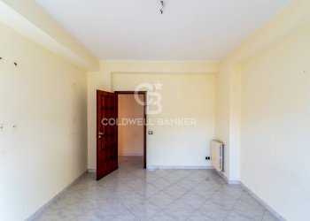 Foto 12 - Trilocale via cervo
 
19, Acireale - foto 12