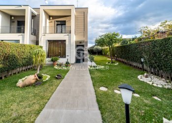 Foto 2 - Villa a Schiera Via Vittorio Emanuele
 
2A, Zafferana Etnea - foto 2