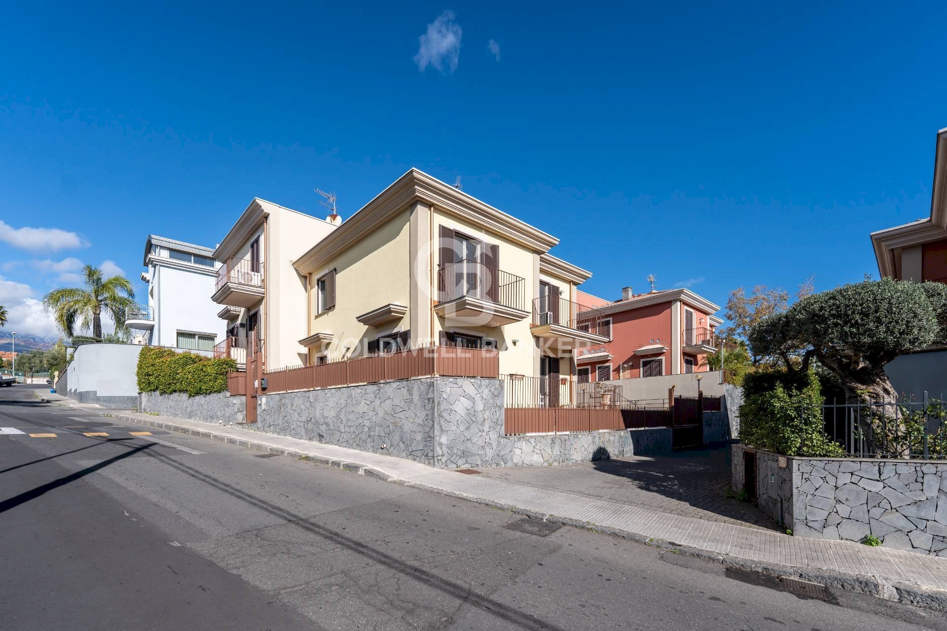 Foto 2 - Villa via Giuseppe Ungaretti
 
7, Aci Sant'Antonio - foto 2