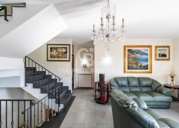 Foto 4 - Villa via Giuseppe Ungaretti
 
7, Aci Sant'Antonio - foto 4