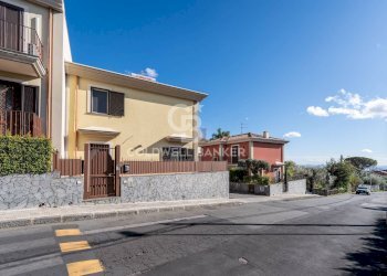 Foto 5 - Villa via Giuseppe Ungaretti
 
7, Aci Sant'Antonio - foto 5