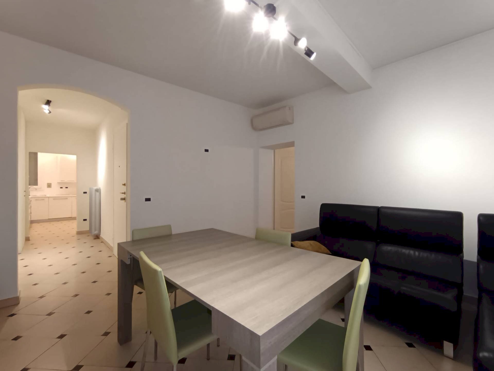 Foto 1 - Three-room apartment Via Francesco Rismondo, Modena - photo 1