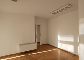 Foto 31 - Office Via Giuseppe Giacosa, Bologna - photo 31