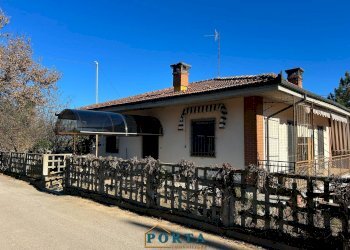 Foto 1 - Villa Località Pià
 
10b, Piozzo - foto 1