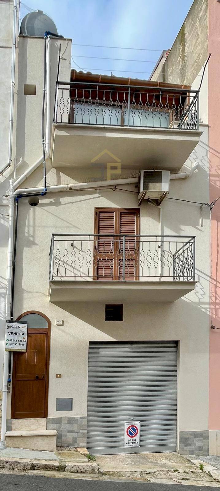 Foto 1 - Casa semi indipendente Via Genereale Michele Di Gaetano
 
99, Castellammare del Golfo - foto 1