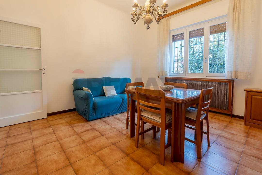 Sala da pranzo - Villa Via Sant' Antonio
 
5, Inzago - foto 1