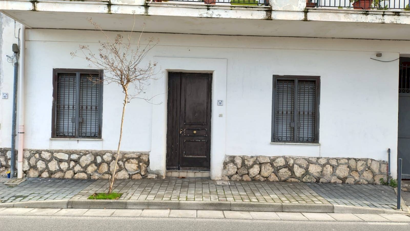 Foto 1 - Office Via Clanio, Acerra - photo 1