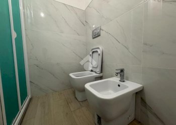 Casa semi indipendente Via Padre Reginaldo Giuliani, Cameri - foto 24