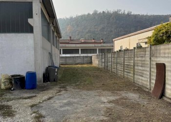 07a89bae-8aa9-4c77-aead-ab356f53d4de.jpg - Locale Commerciale Arcugnano - foto 1