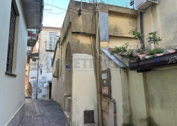 ae239bdb-39c0-42ed-84e9-2ddf0eac0310.jpg - Casa semi indipendente Vicolo II Catalano 2-14, Catanzaro - foto 22