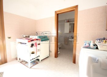 IMG_0036.JPG - Villa a Schiera Via Moretto, Resana - foto 9