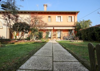 IMG_0059_edited.jpg - Villa a Schiera Via Moretto, Resana - foto 1
