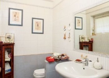 thumbnail_124741280.jpg - Casa semi indipendente Viale XX Settembre 25, Carrara - foto 10