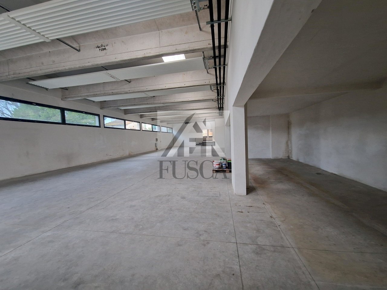 capannone-affitto-lucca-fusca_4.jpg - Commercial Premises Via di Sant'Alessio 754/A, Lucca - photo 3