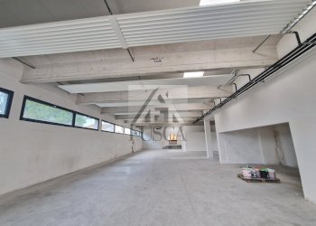 capannone-affitto-lucca-fusca_3.jpg - Locale Commerciale Via di Sant'Alessio 754/A, Lucca - foto 2